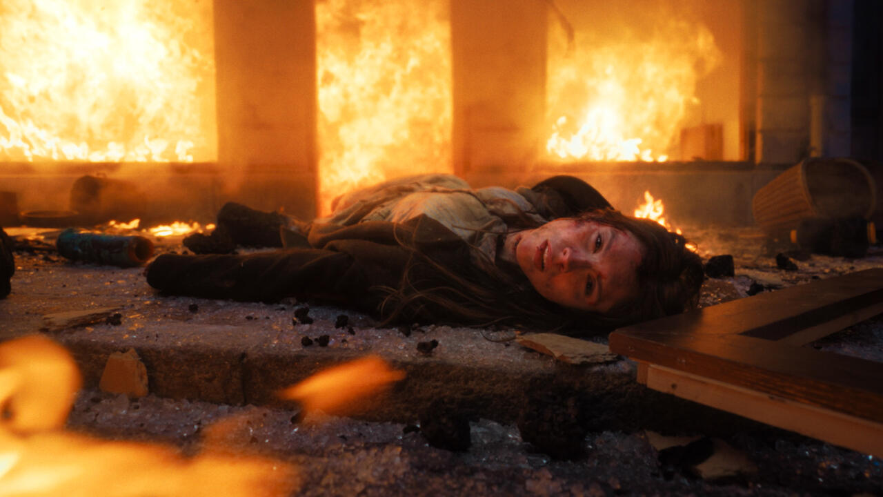 Sew Torn – Fäden des Verbrechens