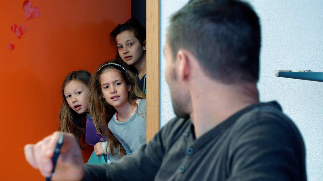 Bratsch - Ein Dorf macht Schule